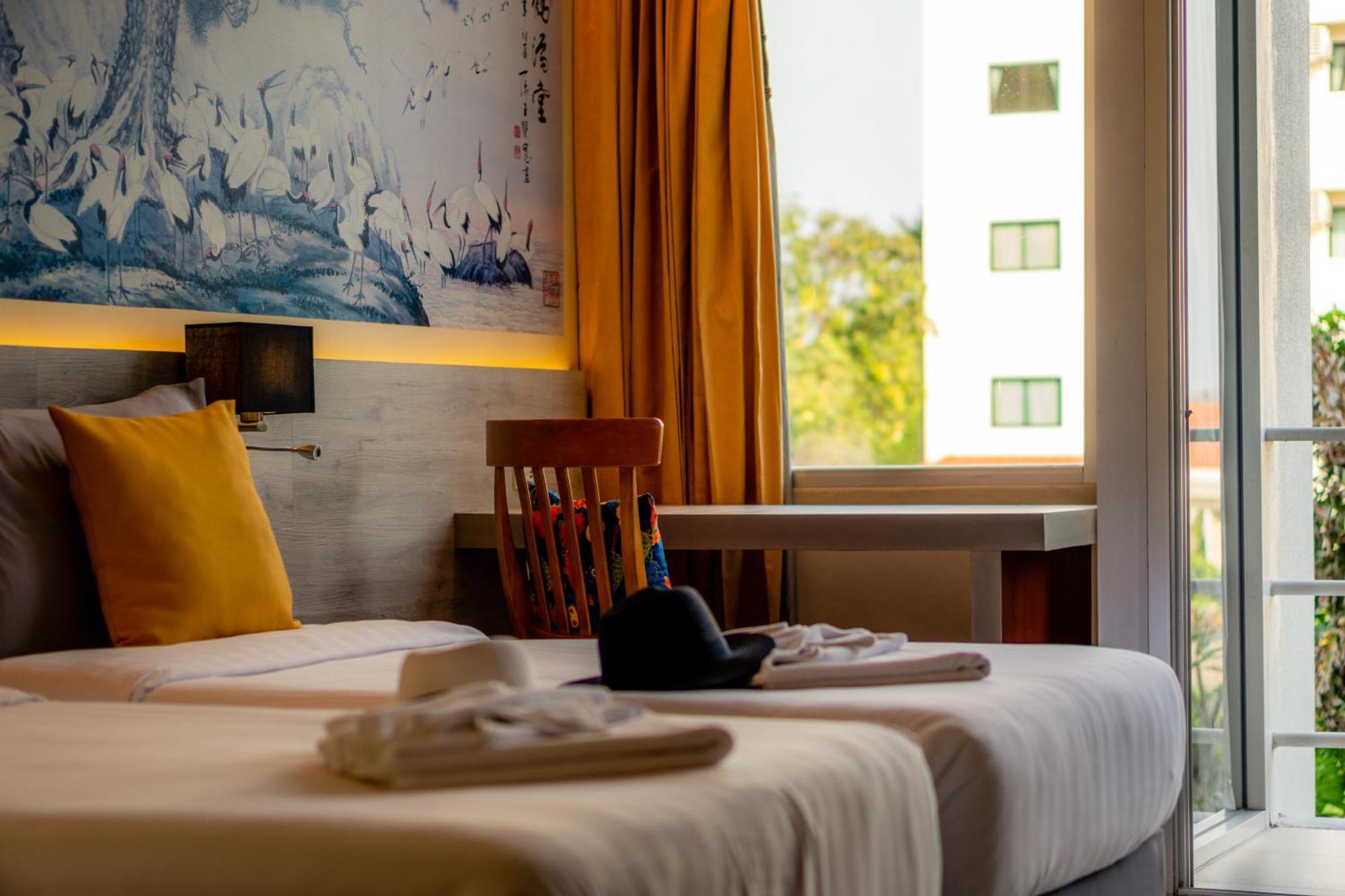 Sino House Phuket Hotel - Sha Plus Esterno foto
