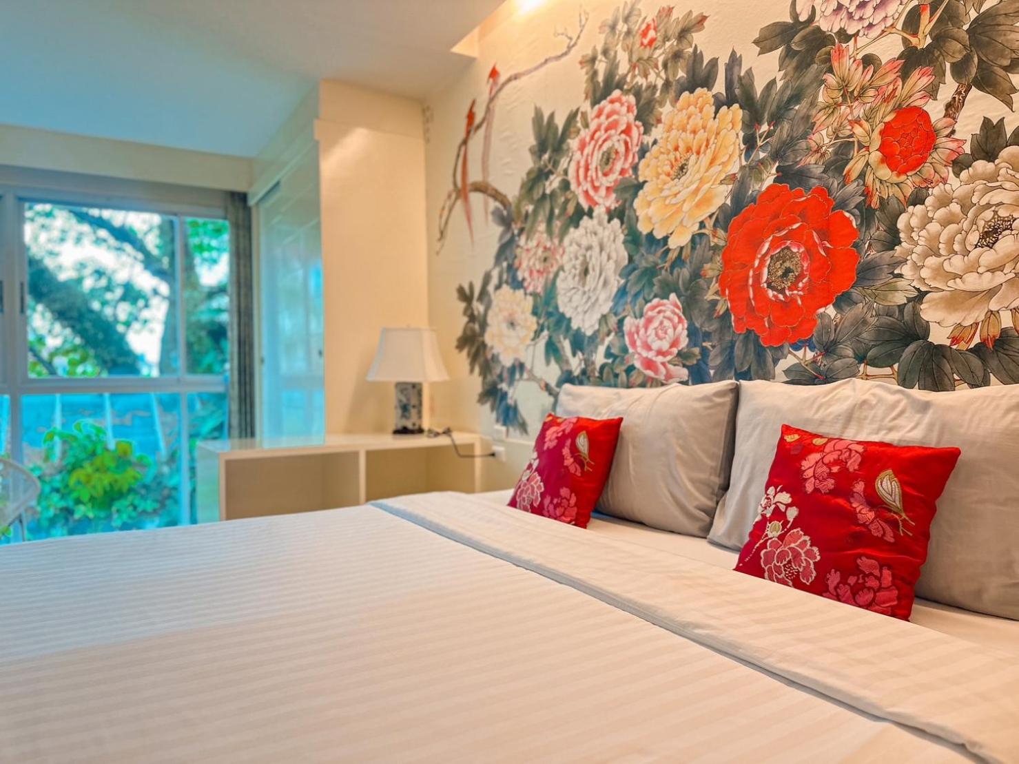 Sino House Phuket Hotel - Sha Plus Esterno foto