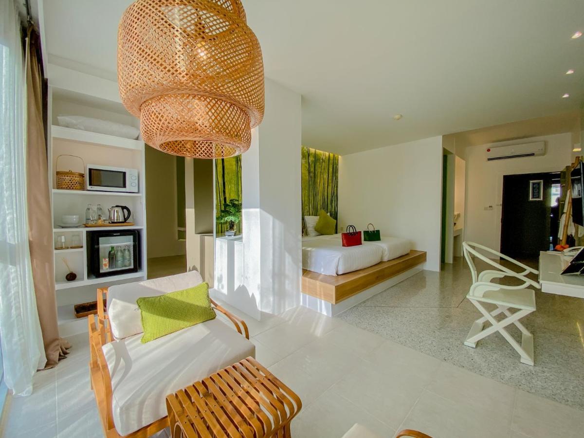 Sino House Phuket Hotel - Sha Plus Esterno foto